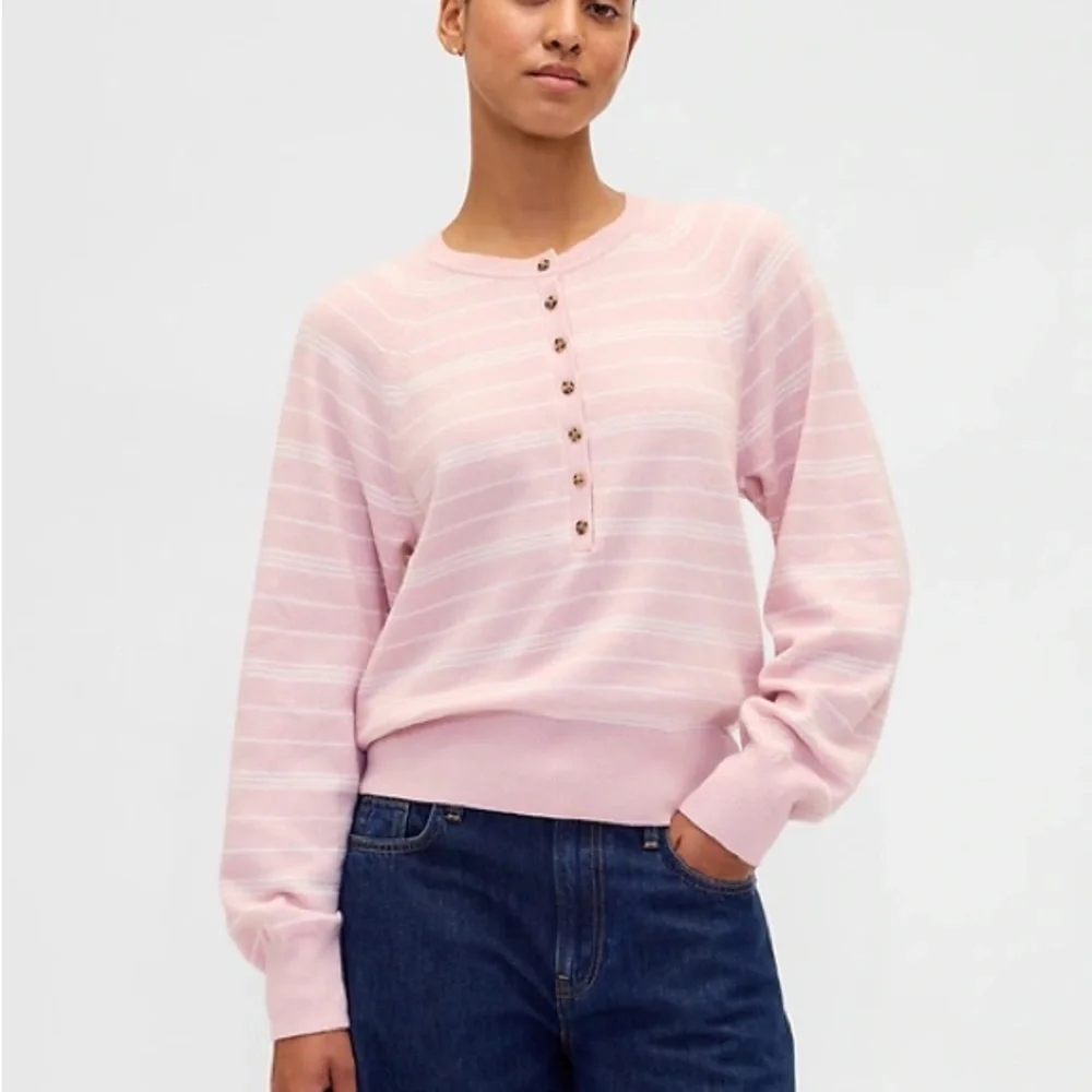 GAP Pink Striped Crewneck Henley Sweater - Picture 1 of 5